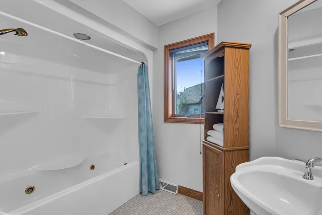 $469,000 | 490 Skyline Drive, Horton, MI 49246