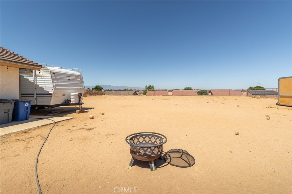 13382 Ivanpah Road Apple Valley, CA 92308 - Photo 40 of 45