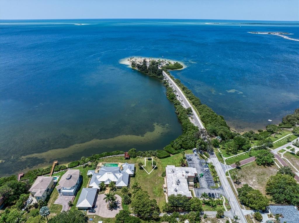 1725 Gulf Road Tarpon Springs, FL 34689 - Photo 2 of 27
