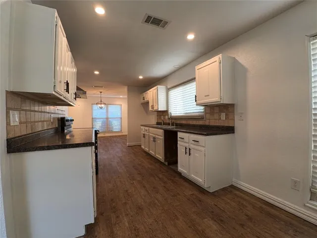 $395,000 | 1738 Hartford Drive, Carrollton, TX 75007