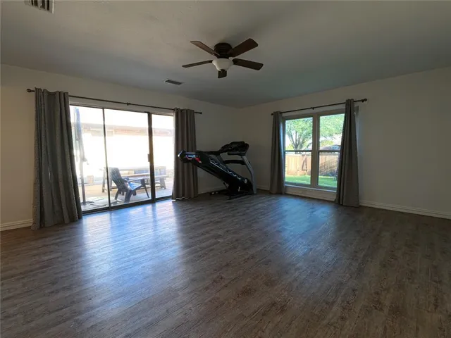 $395,000 | 1738 Hartford Drive, Carrollton, TX 75007