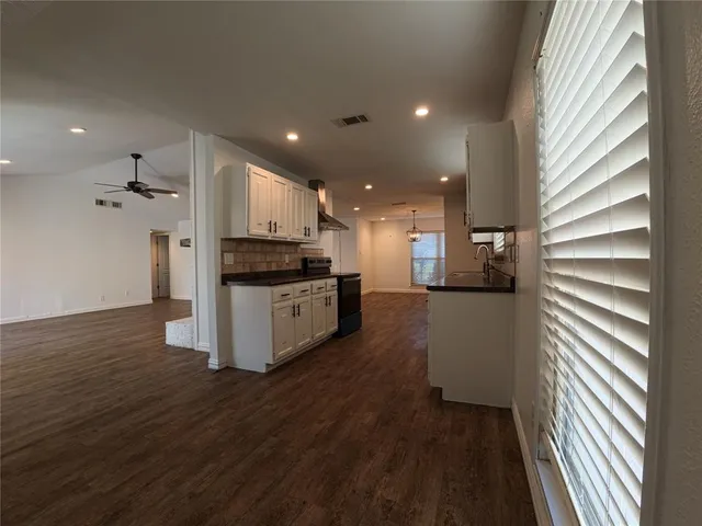 $395,000 | 1738 Hartford Drive, Carrollton, TX 75007