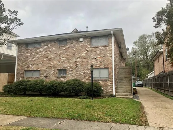 $1,800 | 318 Homestead Avenue, Unit C, Metairie, LA 70005