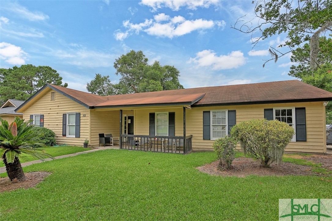 102 North Nicholson Cir  