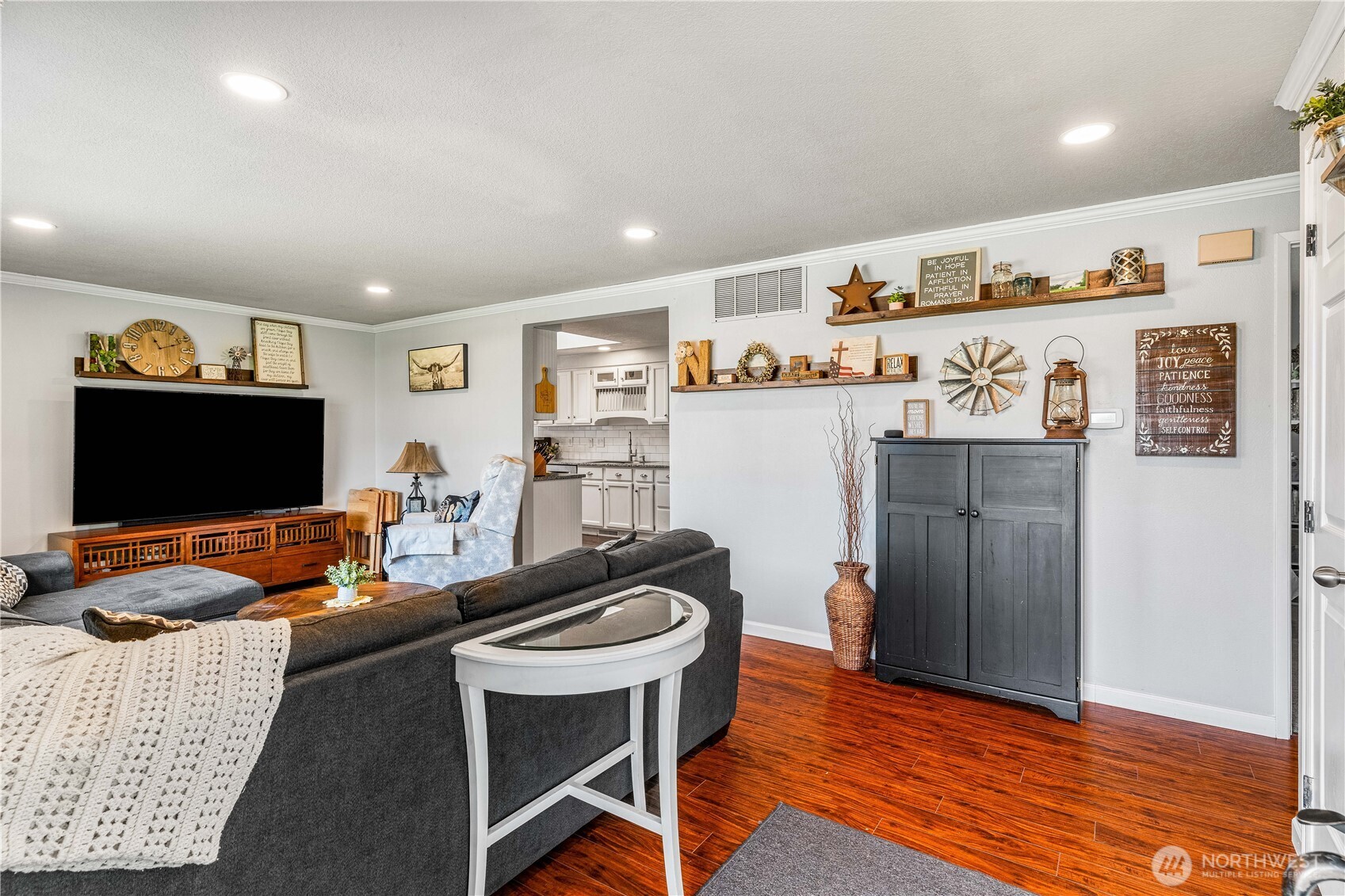 8620 Bender Road Lynden, WA 98264 - Photo 5 of 40