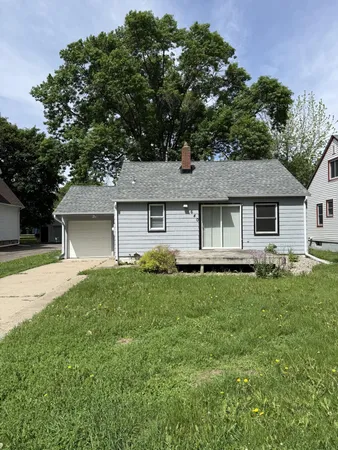 $145,000 | 640 Mowbray Street, Stewart, MN 55385