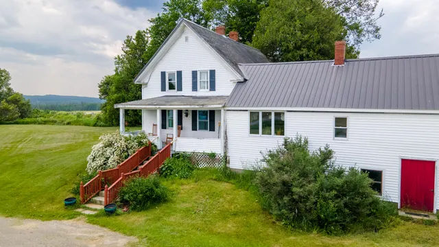 $275,000 | 2382 Exeter Road, Exeter, ME 04435
