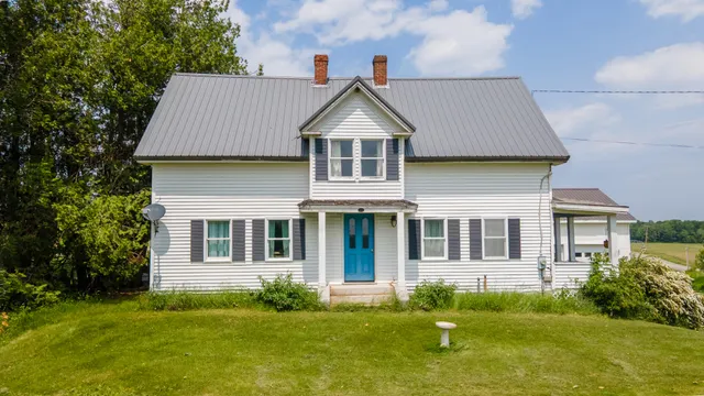 $275,000 | 2382 Exeter Road, Exeter, ME 04435
