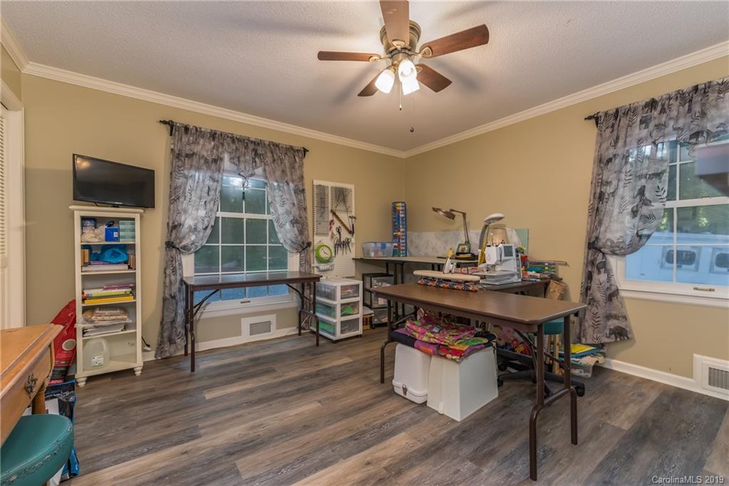 170 Mimosa Road Tryon, NC 28782 - Photo 18 of 35