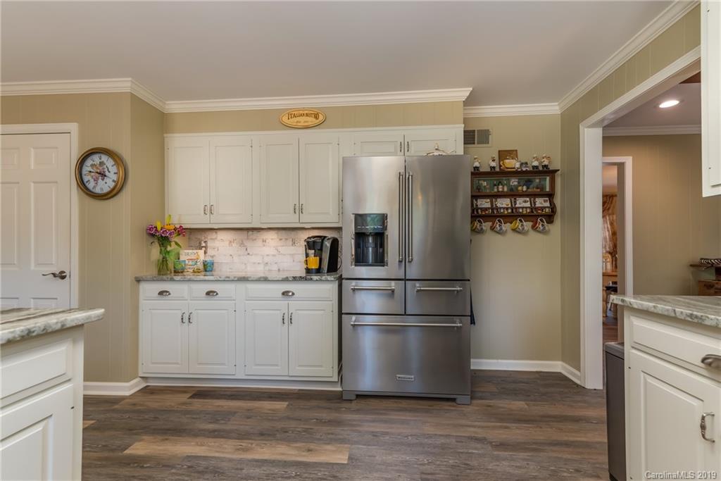 170 Mimosa Road Tryon, NC 28782 - Photo 7 of 35