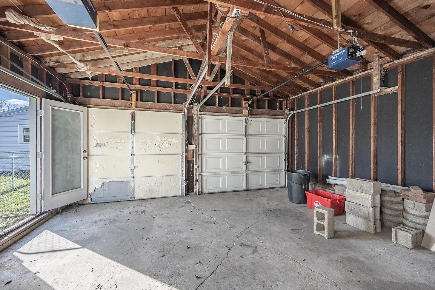303 Gideon Road Middletown, OH 45044 - Photo 27 of 33 Gallery Image 27