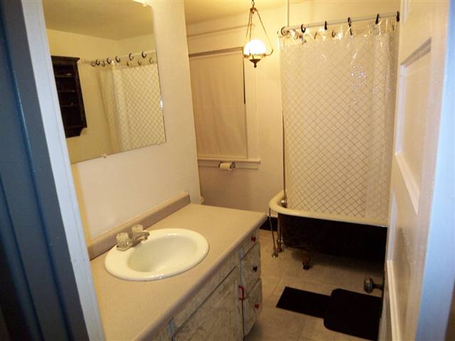 206 4th Cheney, WA 99004 - Photo 6 of 9 Gallery Image 6