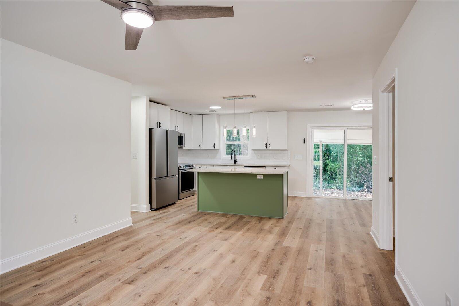 3003 Thomas Lane Augusta, GA 30906 - Photo 10 of 11 livingroom