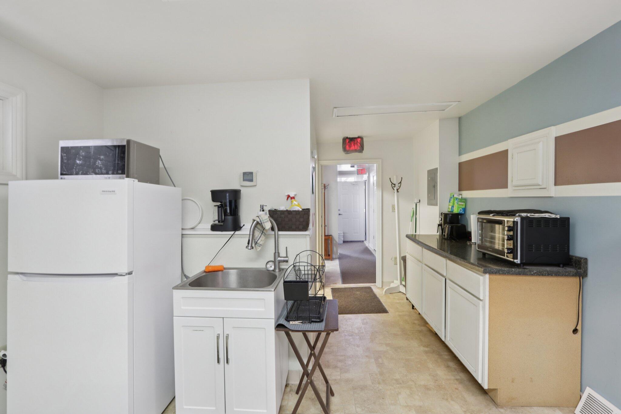 119 East Racine Street Jefferson, WI 53549 - Photo 12 of 24 Main Floor Efficiency Unit