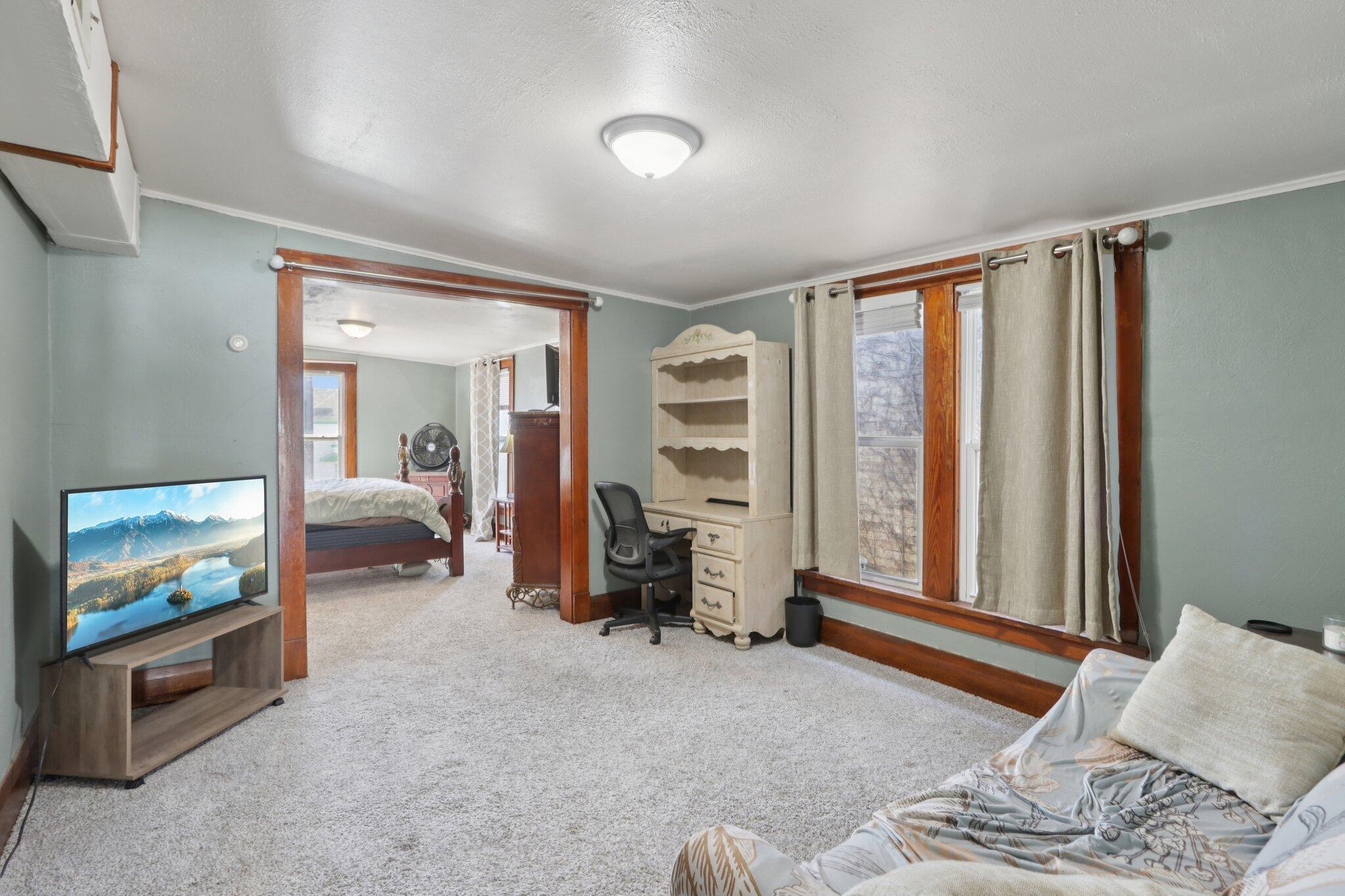 119 East Racine Street Jefferson, WI 53549 - Photo 22 of 24 Upper Unit Living Room