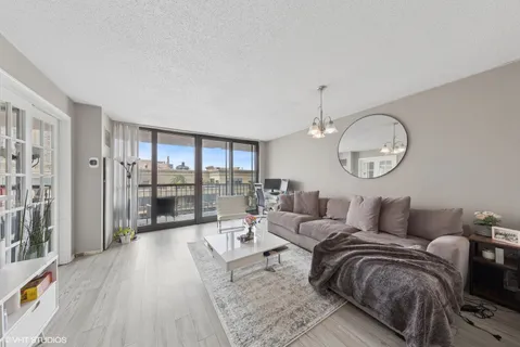 $238,000 | 10 East Ontario Street, Unit 2806, Chicago, IL 60611