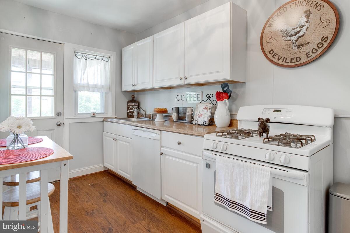 234 West Meadow Road Baltimore, MD 21225 - Photo 14 of 42