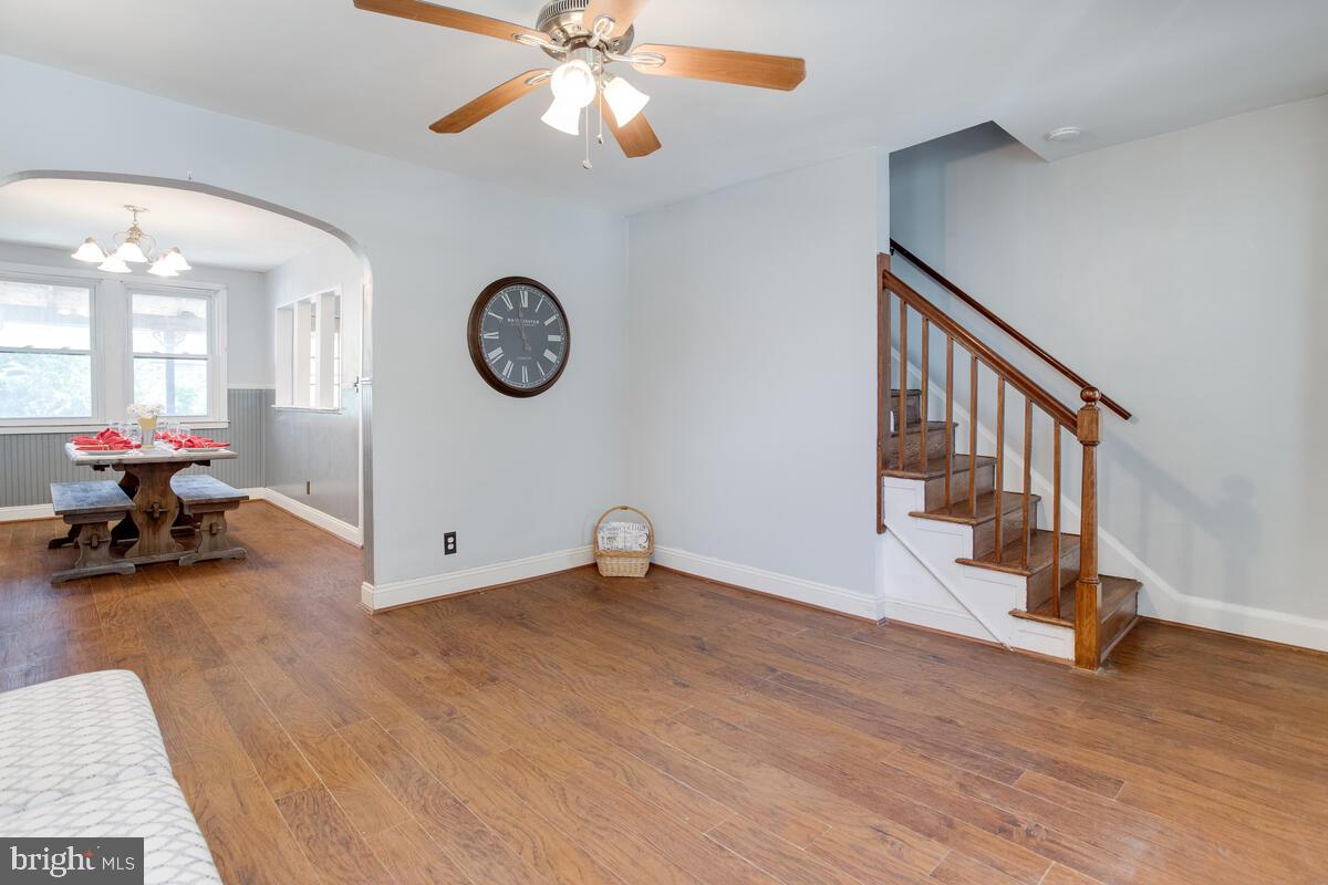 234 West Meadow Road Baltimore, MD 21225 - Photo 9 of 42