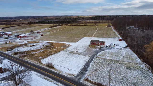 $399,999 | 254 Log City Road, Amsterdam, NY 12010