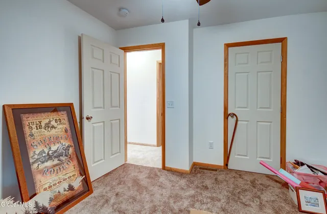 $399,999 | 254 Log City Road, Amsterdam, NY 12010