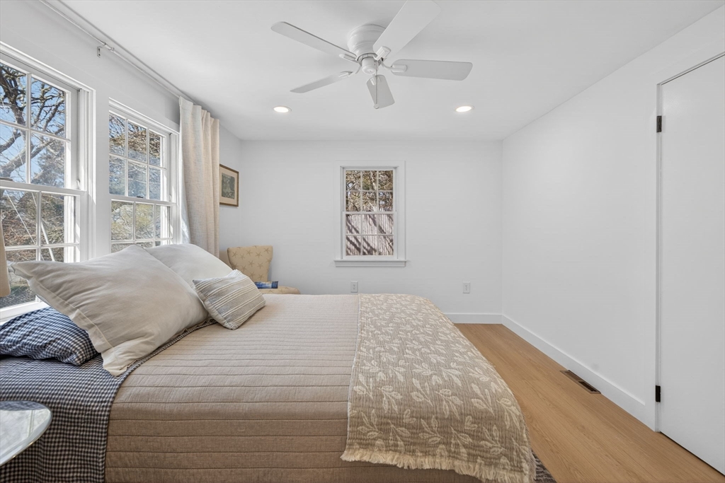 12 Spoonbill Road Dennis, MA 02670 - Photo 16 of 40