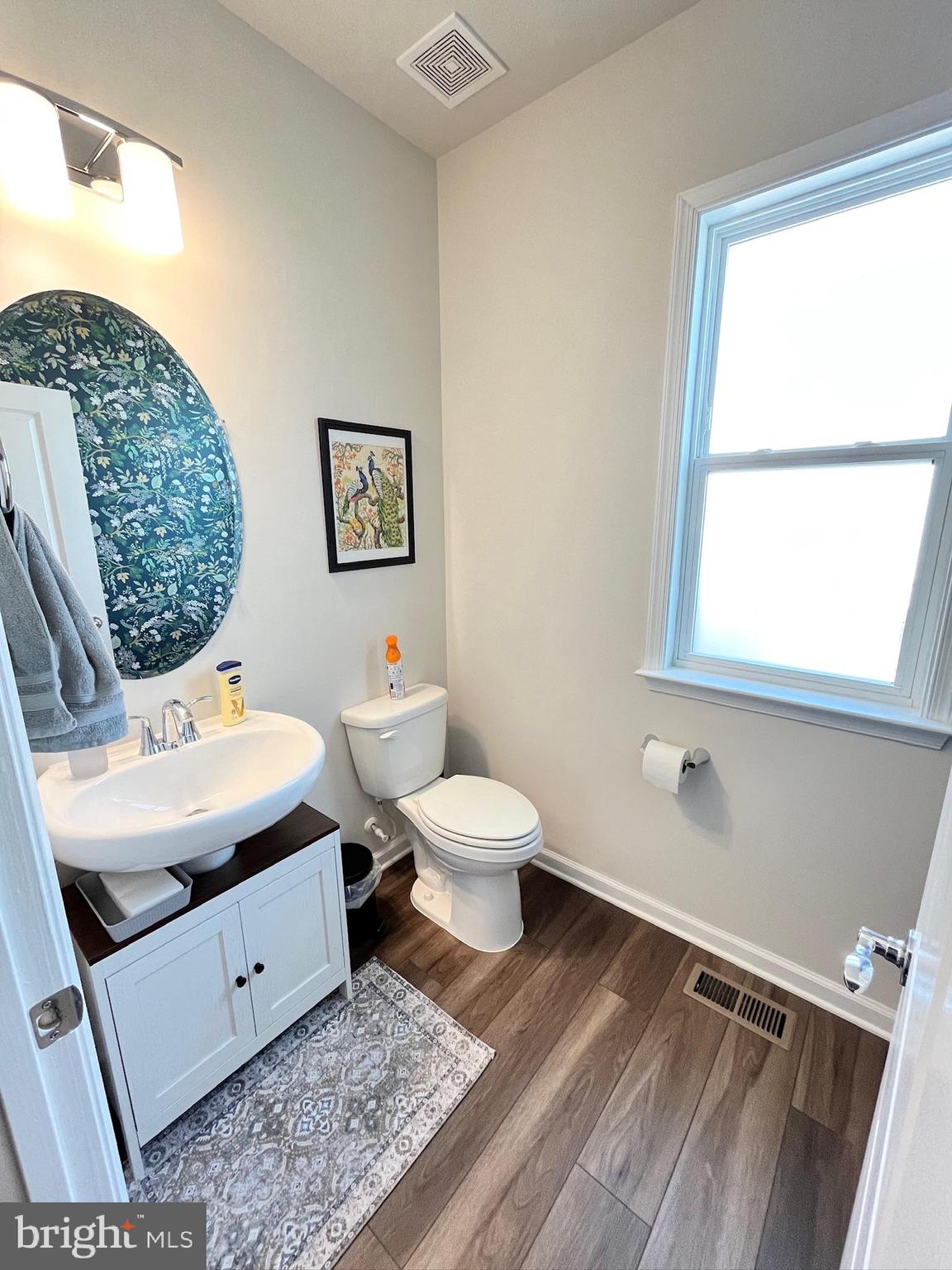 236 Mainstream Drive Laurel, MD 20724 - Photo 35 of 52 a living room with furniture