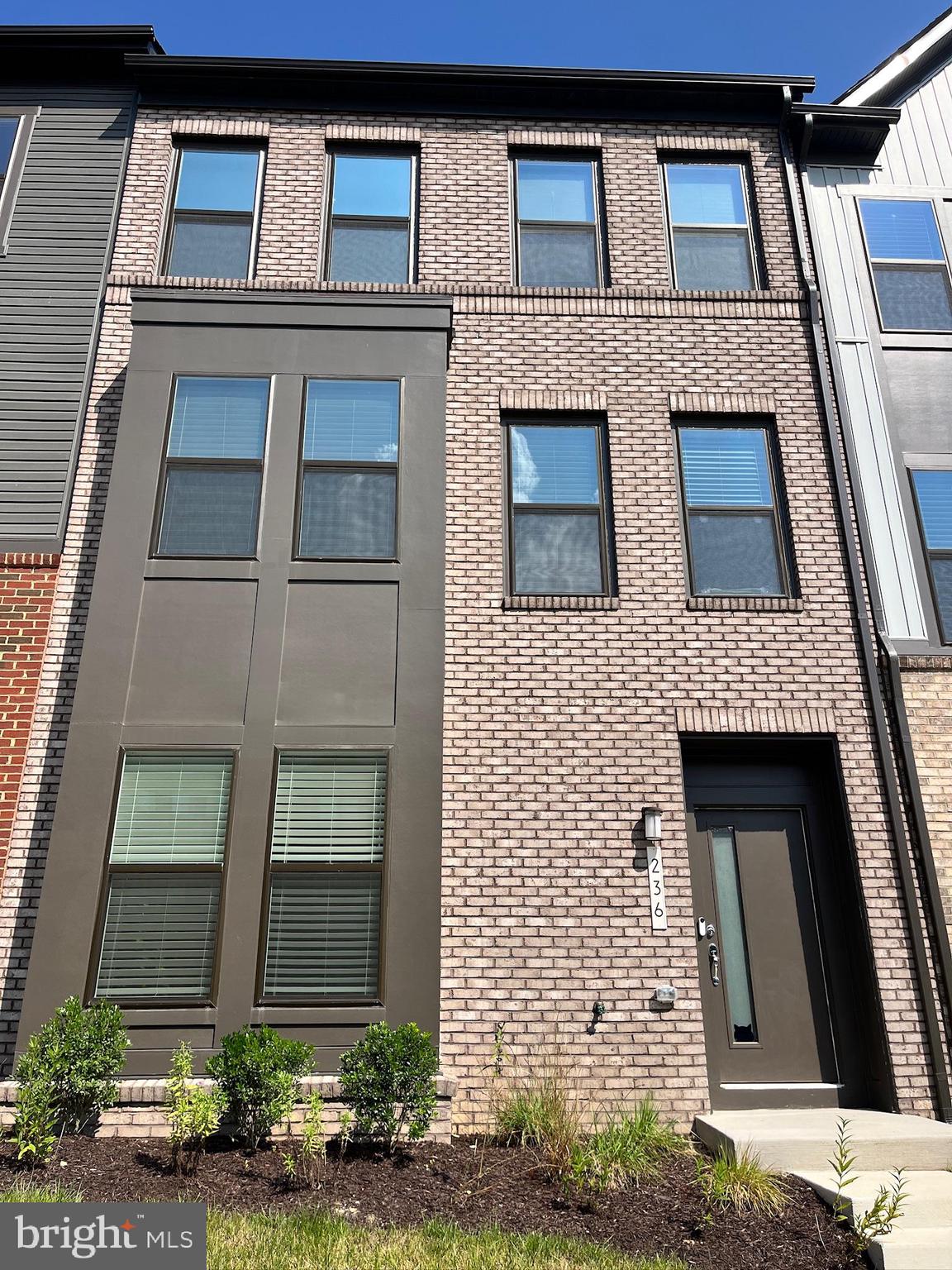 236 Mainstream Drive Laurel, MD 20724 - Photo 52 of 52 front view of a building