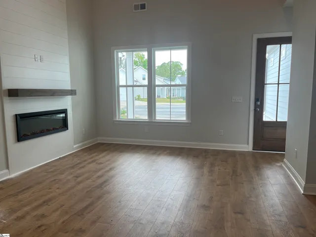 $299,990 | 121 Cottage Lane, Greenwood, SC 29649