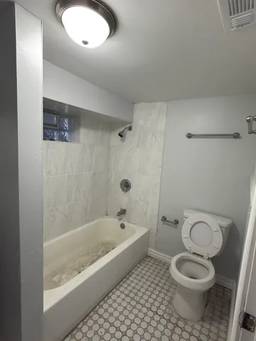 $185,000 | 2020 West 69th Place, Chicago, IL 60636