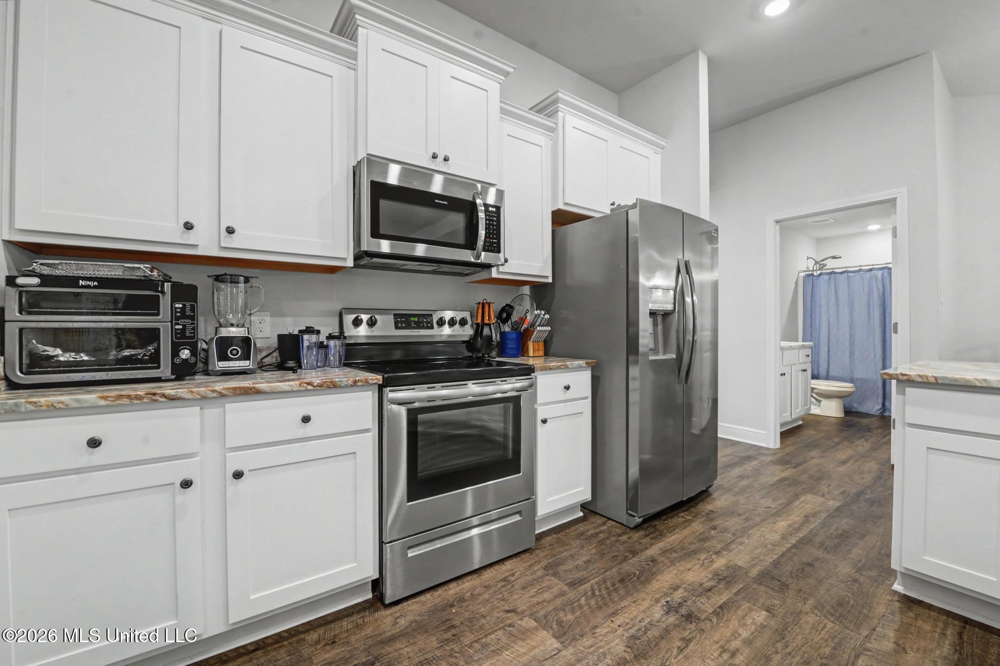15744 Rachael Drive Gulfport, MS 39503 - Photo 12 of 28 012