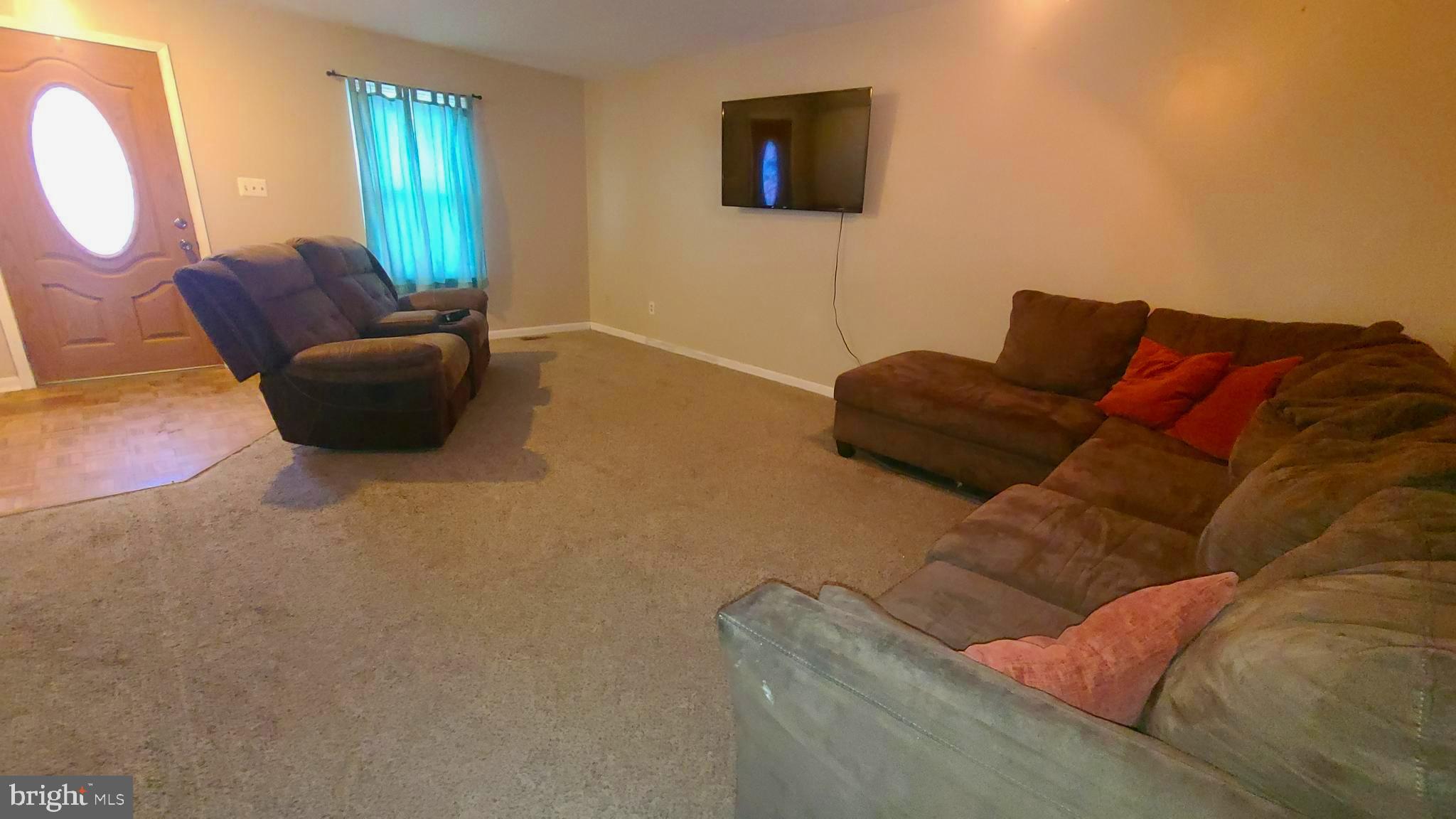 3907 Cutty Sark Road Baltimore, MD 21220 - Photo 2 of 11