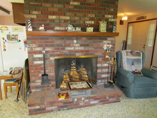 79 Old County Road Hampden, ME 04444 - Photo 7 of 19 IMG_6751