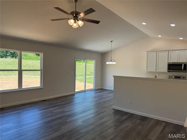 $325,000 | 10486 Ponderosa Drive, Foristell, MO 63348