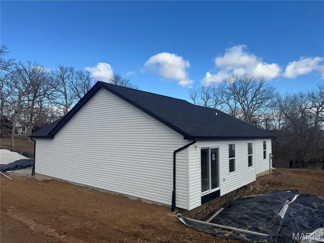 $325,000 | 10486 Ponderosa Drive, Foristell, MO 63348