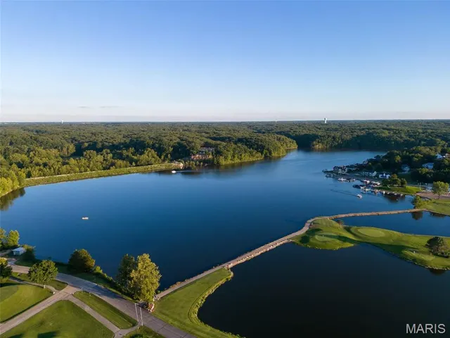 $325,000 | 10486 Ponderosa Drive, Foristell, MO 63348