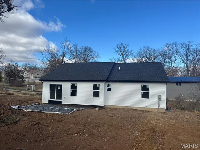 $325,000 | 10486 Ponderosa Drive, Foristell, MO 63348