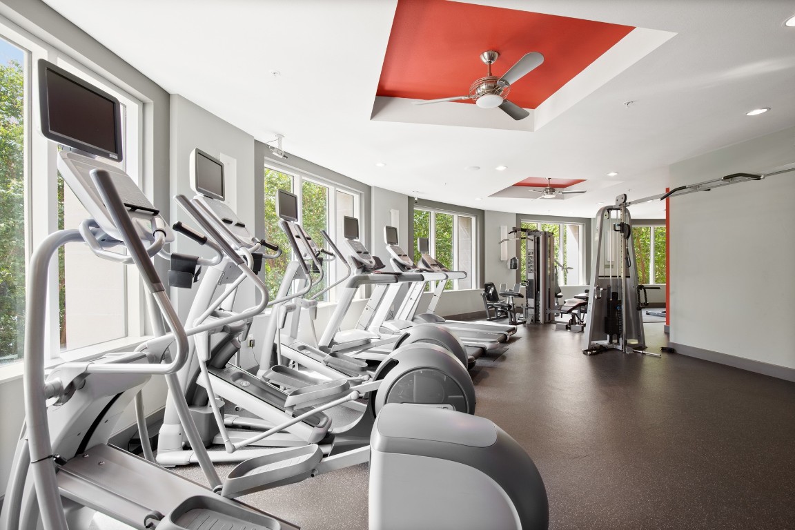 54 Rainey Street, Unit 518 Austin, TX 78701 - Photo 22 of 24