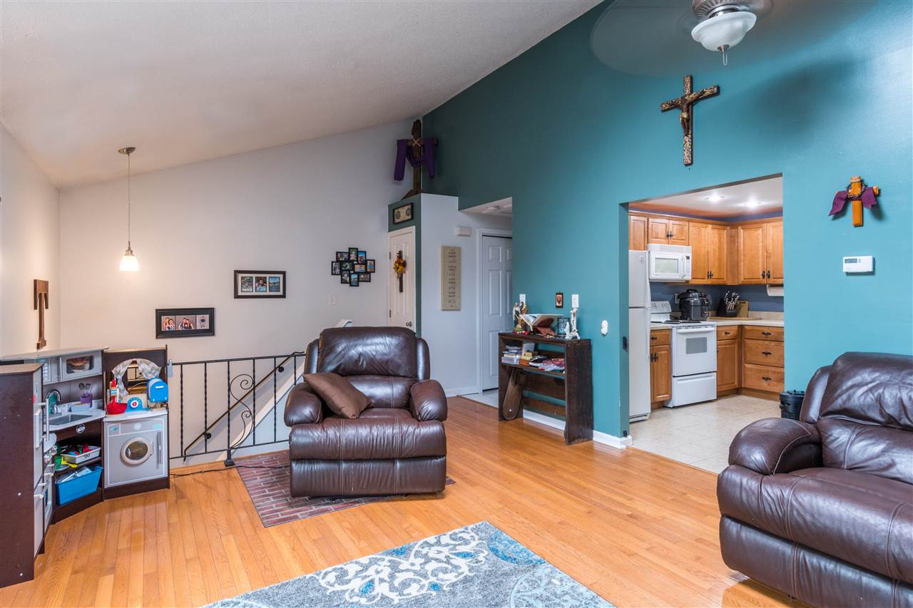 75 Derryfield Road, Unit R Derry, NH 03038 - Photo 11 of 16