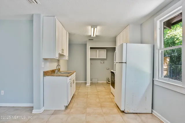 $1,200 | 1011 Glencarin Street, Jacksonville, FL 32208