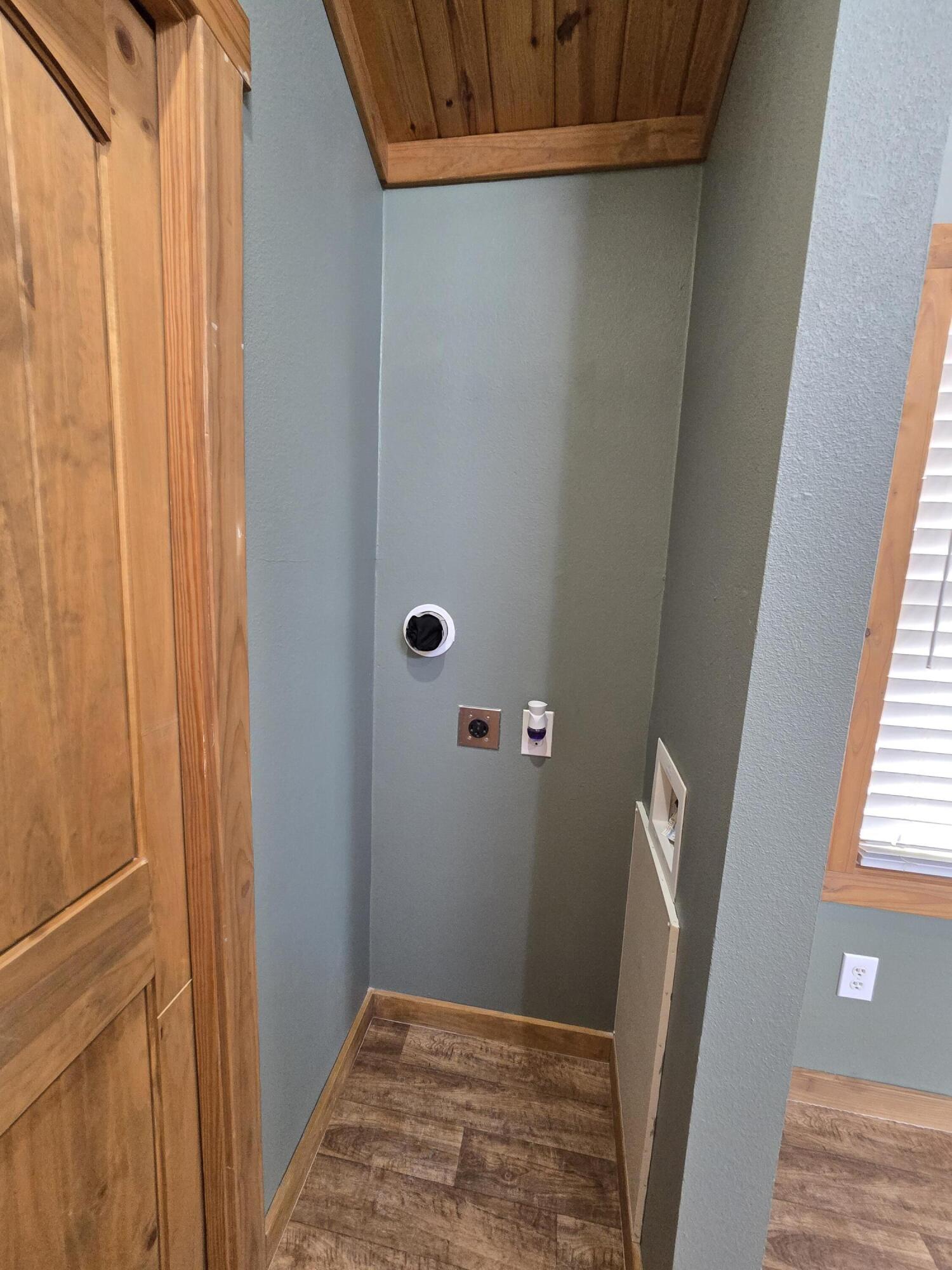 1023 County Road 20 Lamesa, TX 79331 - Photo 9 of 26 a view of bathroom