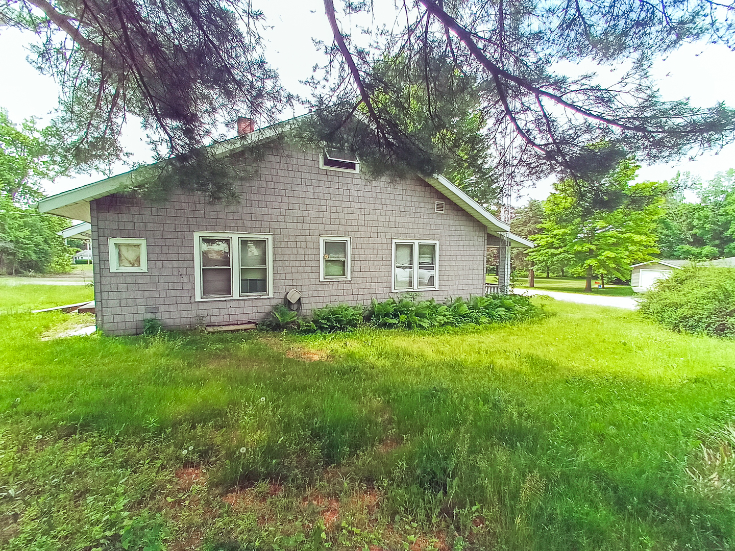 3470 East 2056th Road Wedron, IL 60557 - Photo 19 of 27
