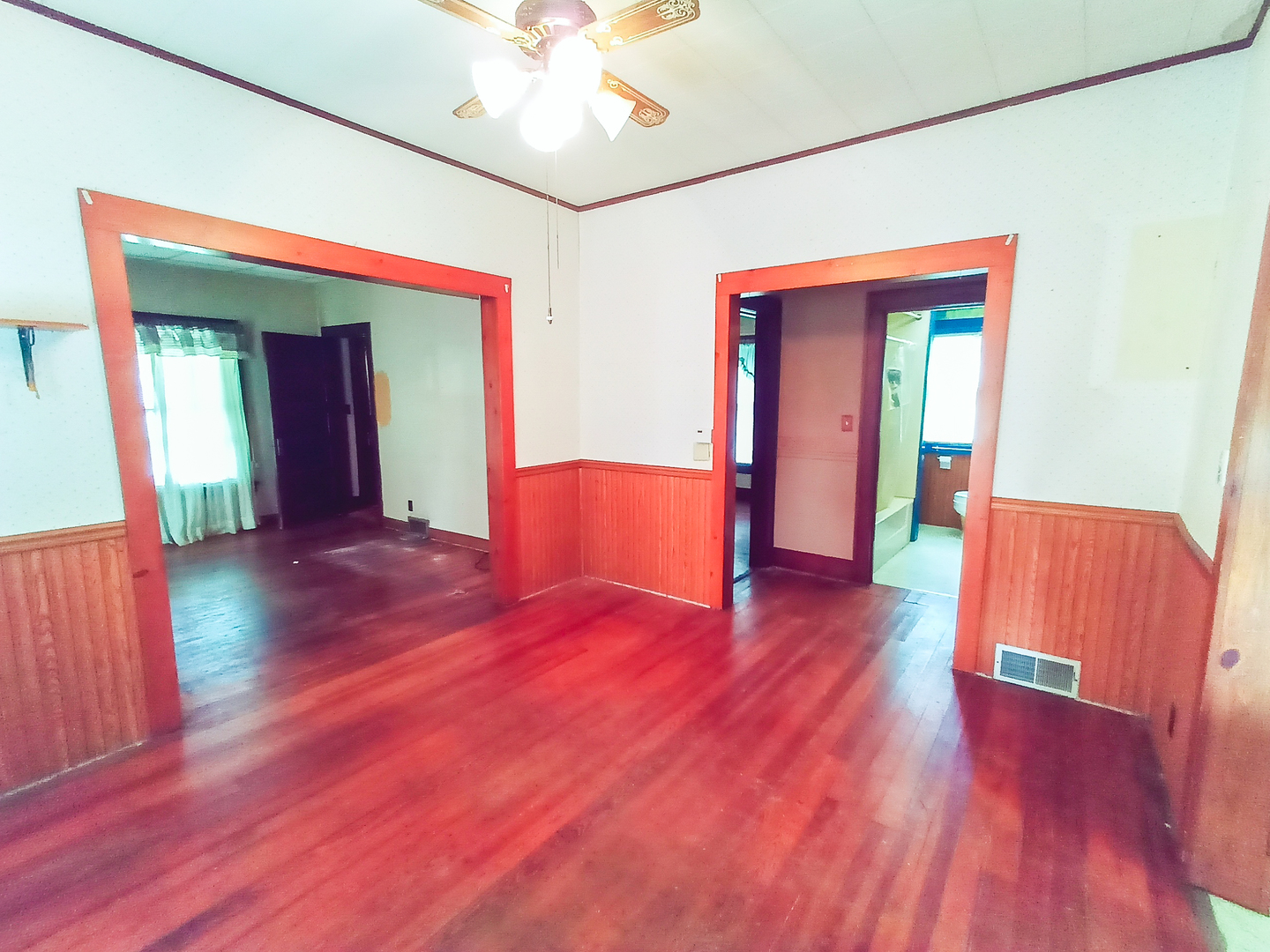 3470 East 2056th Road Wedron, IL 60557 - Photo 5 of 27