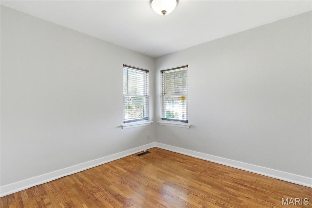 1550 Grant Road Webster Groves, MO 63119 - Photo 19 of 31
