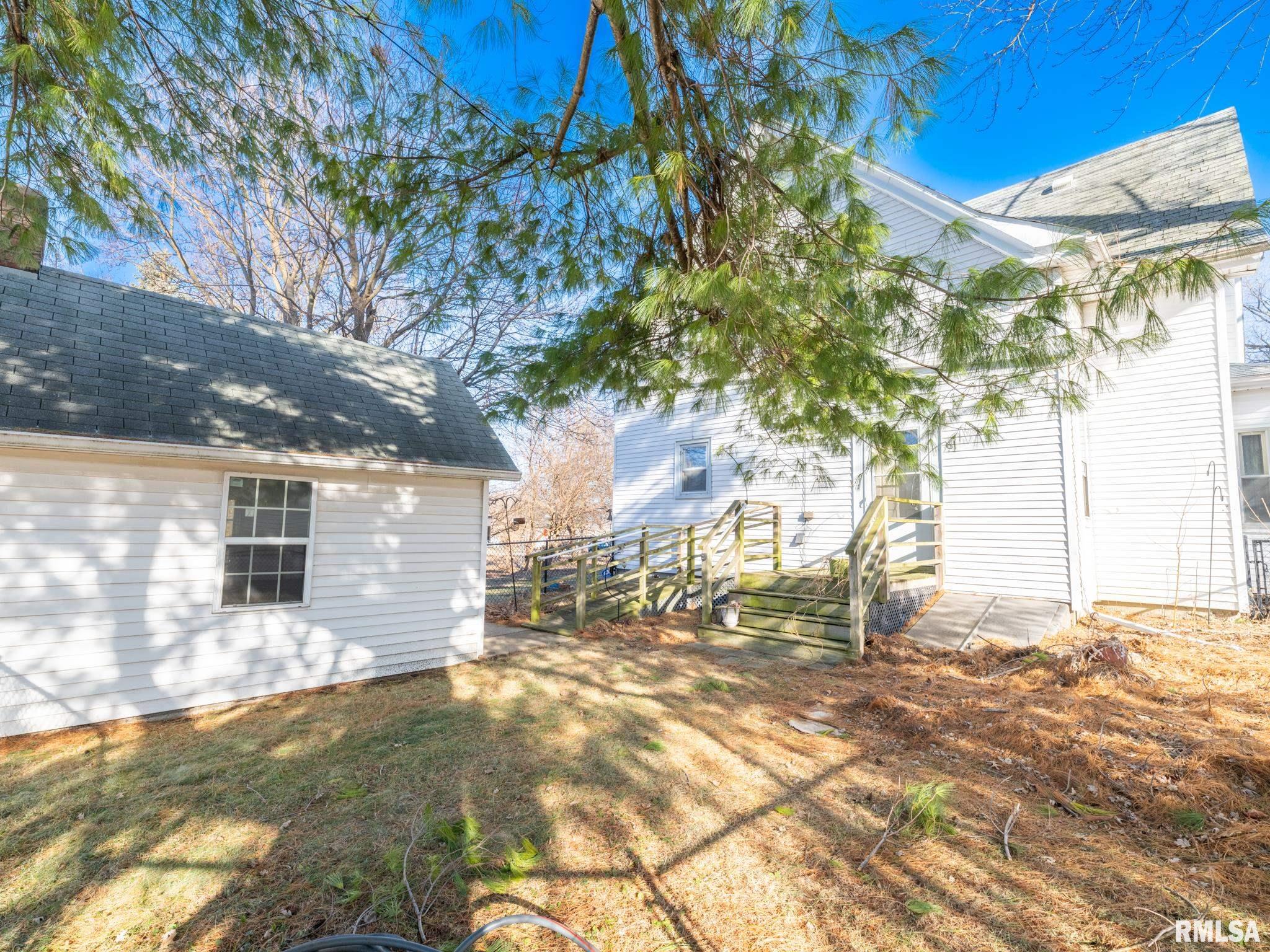 407 North 3rd Street Dunlap, IL 61525 - Photo 11 of 53