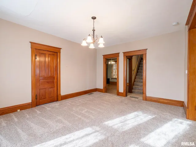 $179,900 | 407 North 3rd Street, Dunlap, IL 61525