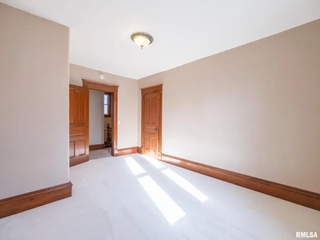 $179,900 | 407 North 3rd Street, Dunlap, IL 61525