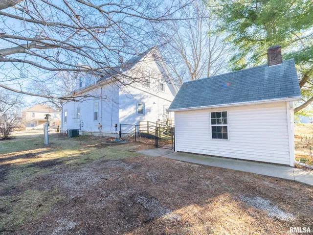 $179,900 | 407 North 3rd Street, Dunlap, IL 61525