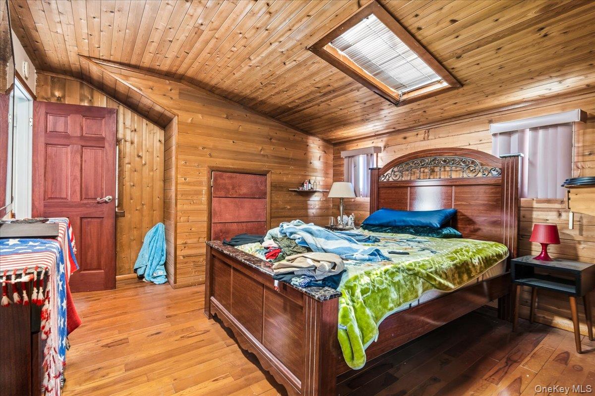 102-16 164th Road Queens, NY 11414 - Photo 26 of 29 top unit attic bedroom #2