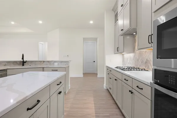 $654,900 | 10120 Henley Cove, Iola, TX 77861