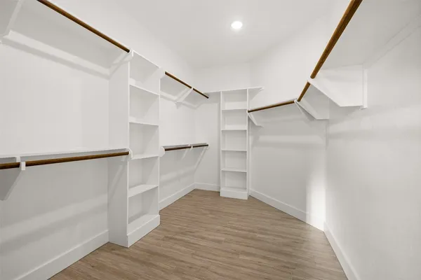 $654,900 | 10120 Henley Cove, Iola, TX 77861